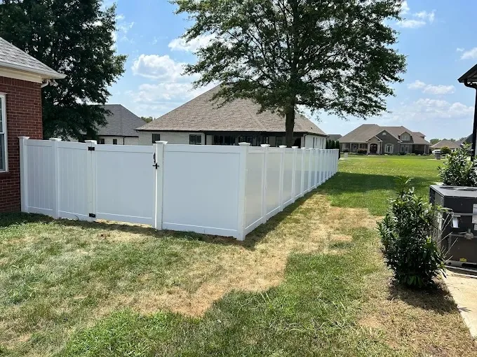 Vinyl privacy fence installation in the Upper Cumberland region